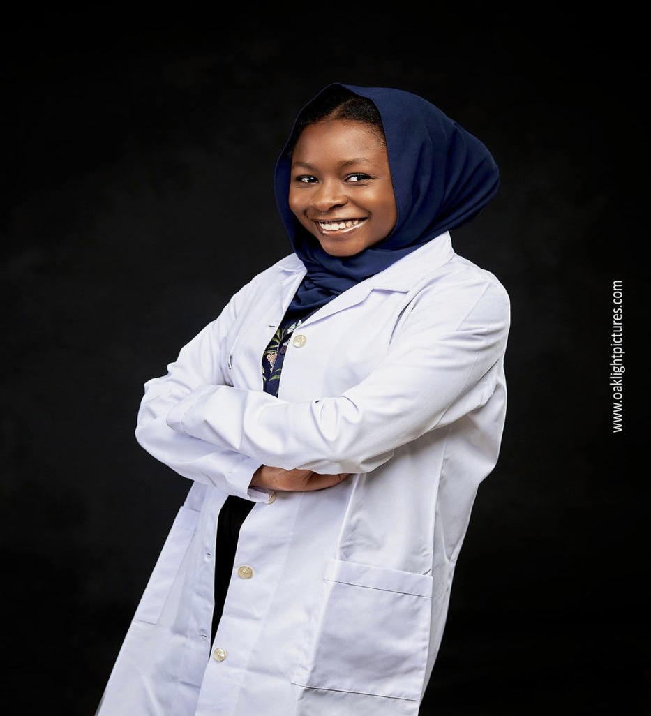 Dr. Faiza